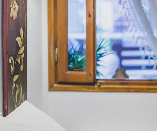 Homestay Small In The Garden *